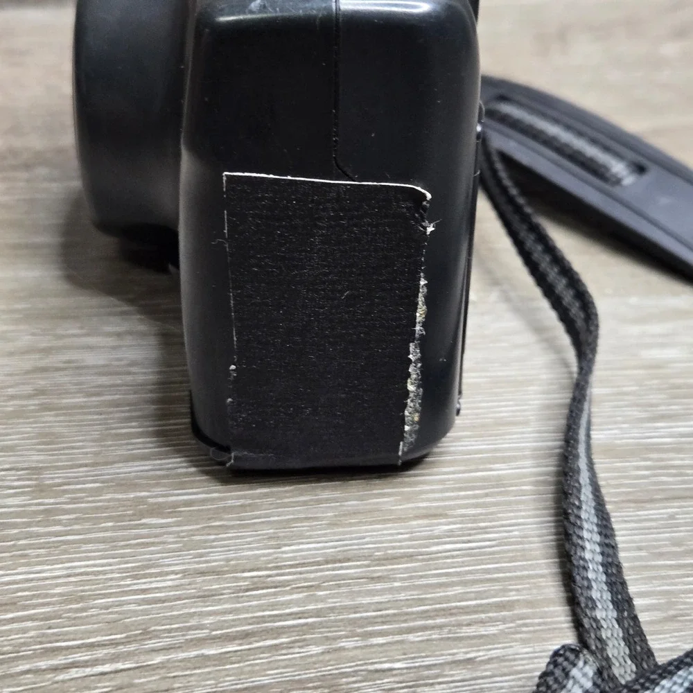 Yashica Zoom Image 90 Super f=38-90mm 1:3.5-7.8 Point Shoot Camera Tested + Batt